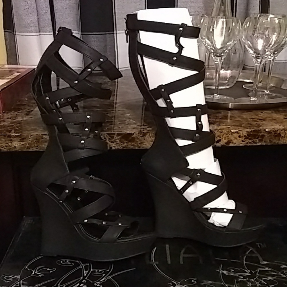 Gladiator wedges